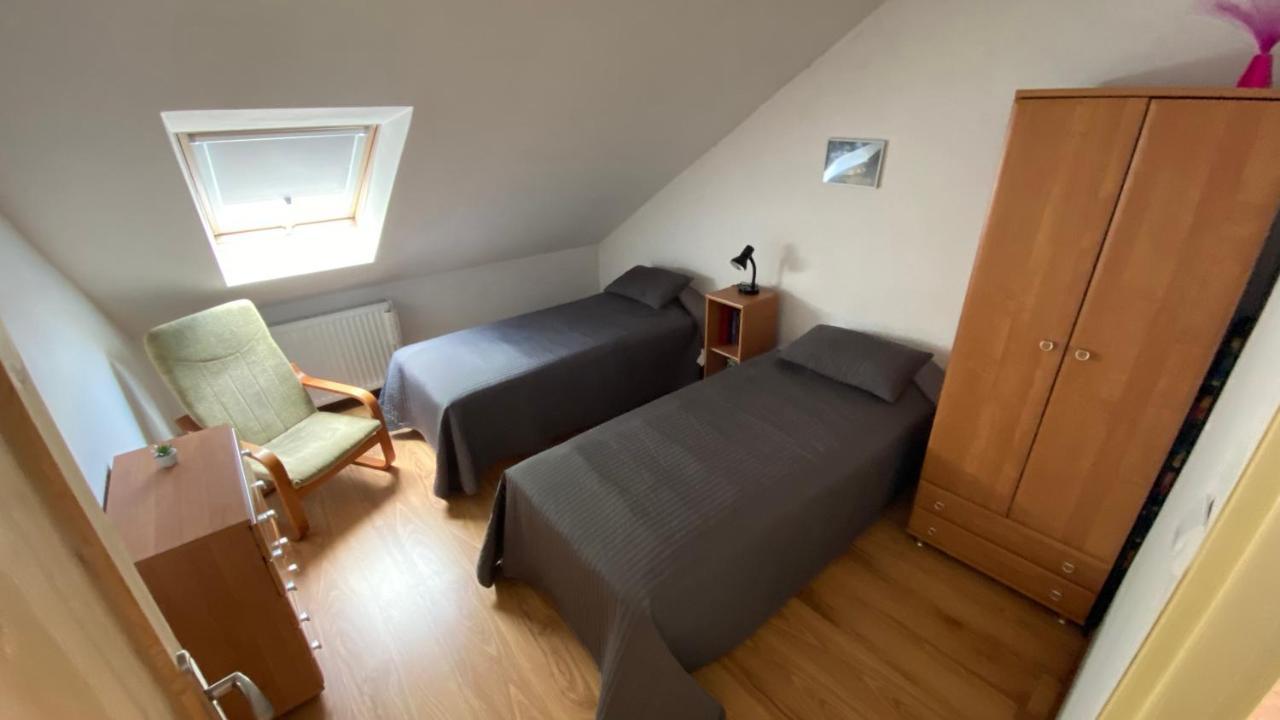 Apartament Pod Kasztanami - Zielony Lägenhet Ińsko Exteriör bild